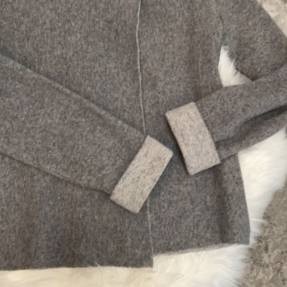 NWOT Italy Gray Side Button Sweater With Animal Print Fold Over Neck From Italy - Picture 3 of 5